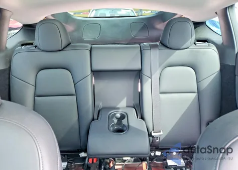 2023 Tesla Model Y из США, поврежденный, VIN 7SAYGDEE3PA207357